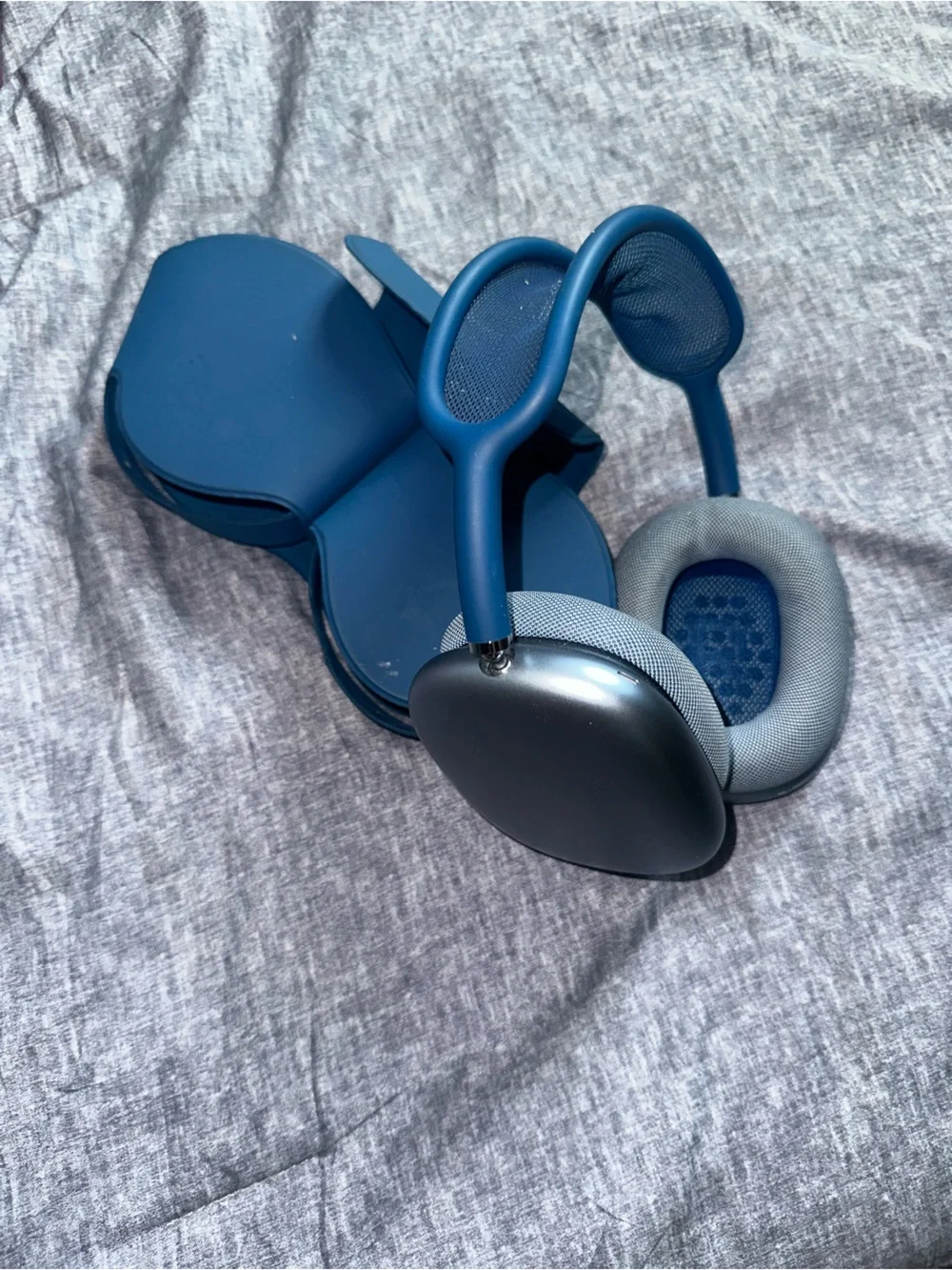 Apple AirPods Max (Blue)